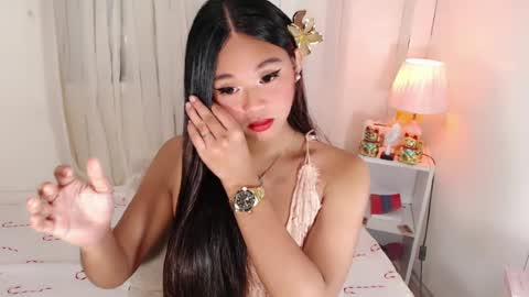 binnie_katchins online show from July 28, 2026, 3:02 am