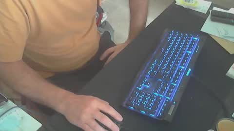 Snapshot of biparislove chatting on October 21, 2025, 8:59 am BigDick online show from October 21, 2025, 8:59 am