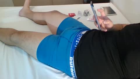 bisex_argen online show from September 29, 2025, 2:06 am