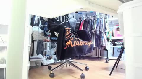 Snapshot of bisexualjay chatting on September 29, 2025, 7:19 pm bisexualjay online show from September 29, 2025, 7:19 pm