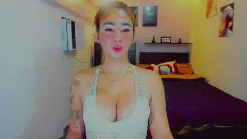 Snapshot of bitchcommanderstella chatting on April 26, 2026, 6:16 pm 3 online show from April 26, 2026, 6:16 pm
