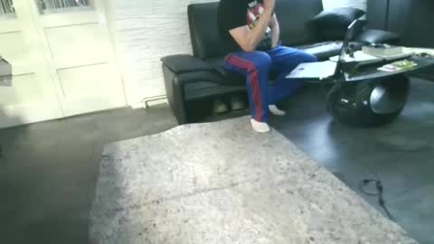 Snapshot of bitchnk chatting on December 8, 2024, 4:50 pm Bitchnk online show from December 8, 2024, 4:50 pm