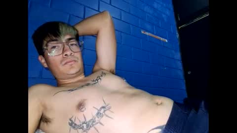 bittersweet_guy_ online show from February 18, 2025, 8:38 am