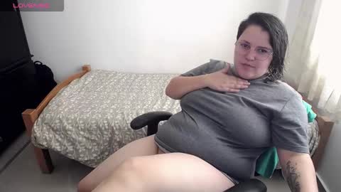 Monica online show from October 27, 2025, 7:18 pm