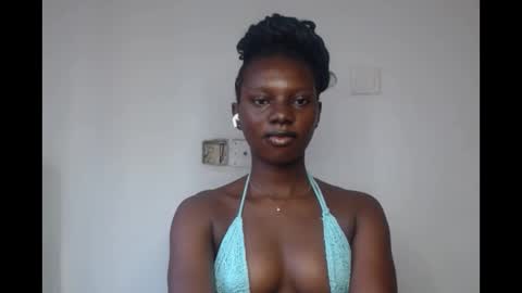 Snapshot of black_choco13 chatting on December 19, 2025, 7:48 am mercy online show from December 19, 2025, 7:48 am