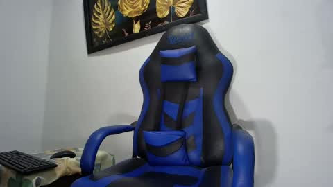 Snapshot of black_dicck chatting on February 1, 2025, 11:37 pm tu morenito online show from February 1, 2025, 11:37 pm