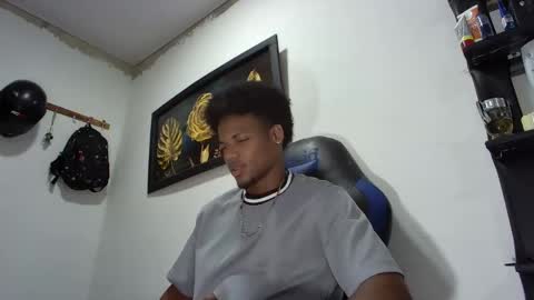Snapshot of black_dicck chatting on February 28, 2025, 1:47 am tu morenito online show from February 28, 2025, 1:47 am