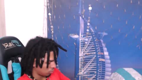 Black online show from December 27, 2024, 2:43 pm