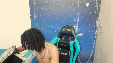 Black online show from December 30, 2024, 11:48 am