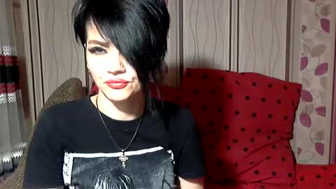 black_hot_01 online show from December 11, 2024, 12:12 am