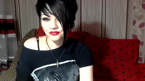 black_hot_01 online show from January 13, 2025, 1:49 pm