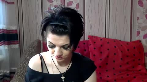 black_hot_01 online show from January 15, 2025, 10:17 am