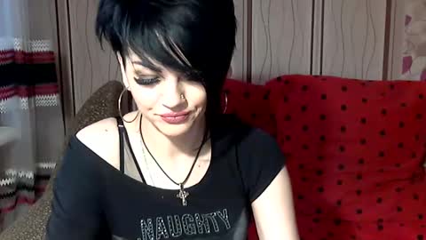 black_hot_01 online show from January 19, 2025, 10:06 am