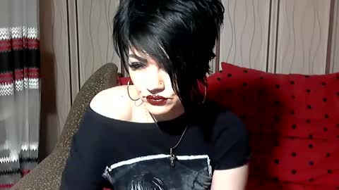 black_hot_01 online show from February 1, 2025, 2:16 am