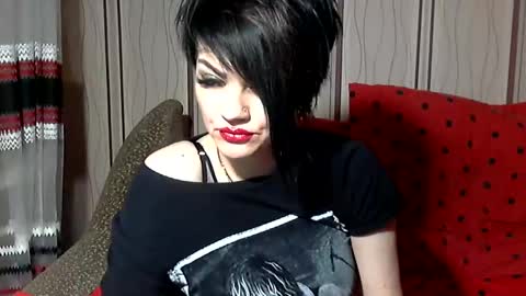 black_hot_01 online show from February 1, 2025, 6:43 am