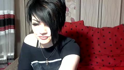 black_hot_01 online show from February 1, 2025, 10:37 am