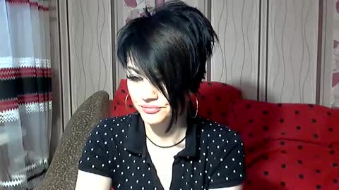 black_hot_01 online show from February 7, 2025, 5:52 am