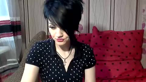 black_hot_01 online show from February 7, 2025, 9:37 am
