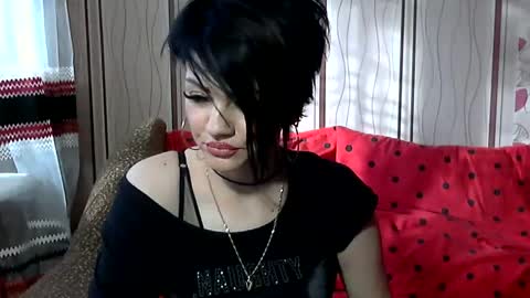 black_hot_01 online show from February 10, 2025, 7:36 am