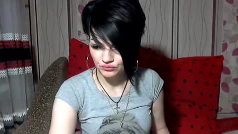 black_hot_01 online show from February 18, 2025, 2:49 pm