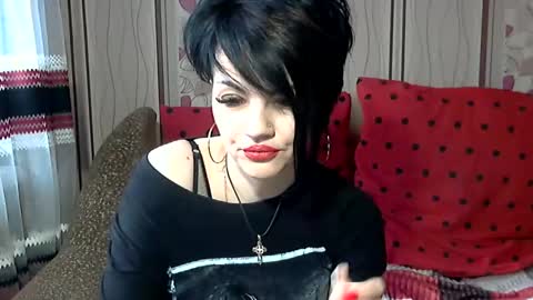 black_hot_01 online show from February 24, 2025, 9:32 am
