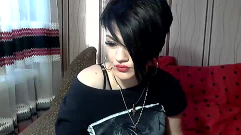 black_hot_01 online show from February 28, 2025, 6:21 am