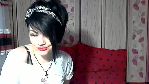 black_hot_01 online show from March 11, 2025, 7:15 am