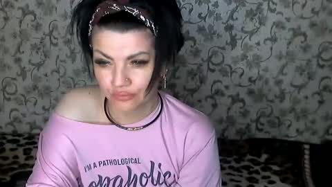 black_hot_01 online show from September 27, 2025, 10:37 pm