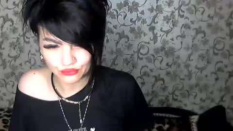 black_hot_01 online show from October 29, 2025, 10:33 pm