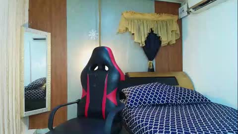 black_king_241 online show from February 18, 2026, 3:02 am