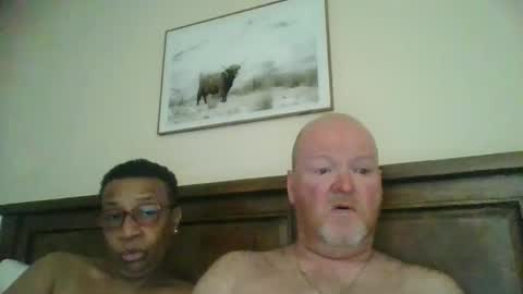 Snapshot of black_n_white4 chatting on January 17, 2025, 11:51 pm black_n_white4 online show from January 17, 2025, 11:51 pm