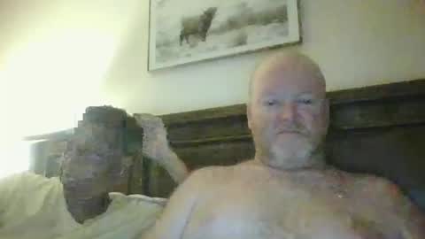 Snapshot of black_n_white4 chatting on January 21, 2025, 10:41 am black_n_white4 online show from January 21, 2025, 10:41 am