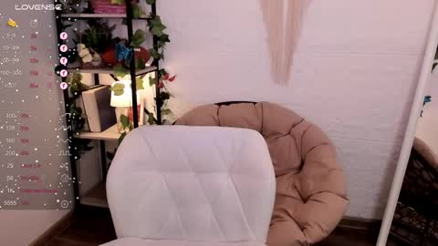 Snapshot of black_pant3r chatting on February 12, 2025, 5:37 am Mon Mon online show from February 12, 2025, 5:37 am