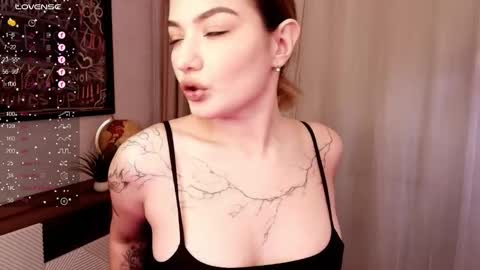 Snapshot of black_pant3r chatting on November 13, 2025, 2:54 am Mon Mon online show from November 13, 2025, 2:54 am