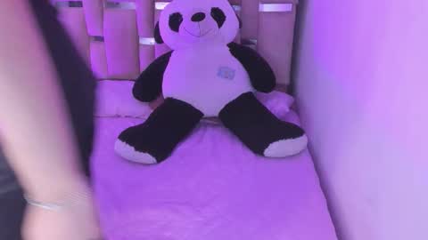 B L A C K  R O S E  online show from February 21, 2026, 11:33 am