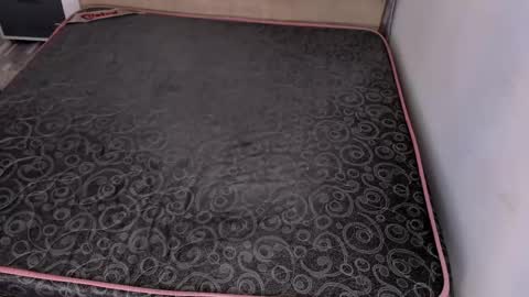 Snapshot of black_rose02 chatting on May 1, 2026, 11:48 am B L A C K R O S E online show from May 1, 2026, 11:48 am