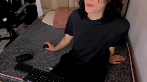 Snapshot of black_rose02 chatting on May 27, 2026, 11:29 am B L A C K R O S E online show from May 27, 2026, 11:29 am