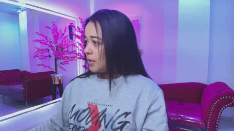 Rousse  online show from February 4, 2026, 3:34 am