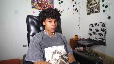 black_tentationx online show from February 21, 2025, 4:18 am