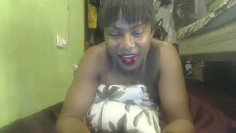 Crystal online show from April 13, 2026, 6:24 pm