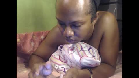 Snapshot of blackasiancockts chatting on May 1, 2026, 2:27 am Crystal online show from May 1, 2026, 2:27 am