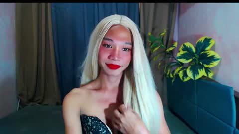 blackbarbie_jamie online show from July 17, 2026, 10:33 am