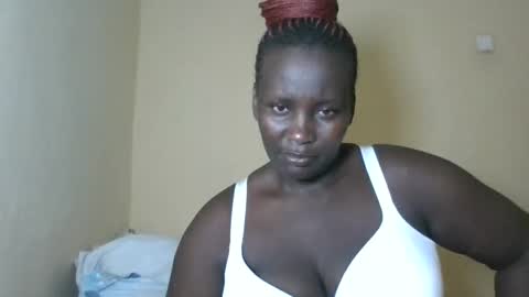 Snapshot of blackbeauty002 chatting on May 5, 2026, 7:55 pm PACIFICA online show from May 5, 2026, 7:55 pm