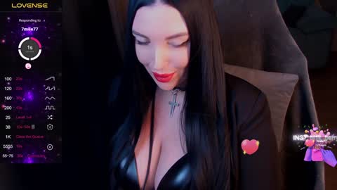 blackberry_star online show from January 3, 2025, 9:58 am