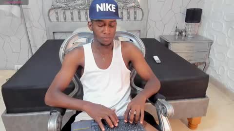 Snapshot of blackbiecock chatting on February 25, 2025, 6:36 am blackbiecock online show from February 25, 2025, 6:36 am