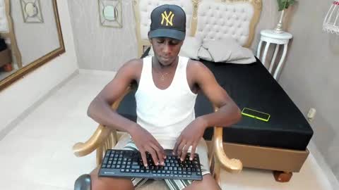 Snapshot of blackbiecock chatting on March 1, 2025, 12:50 am blackbiecock online show from March 1, 2025, 12:50 am