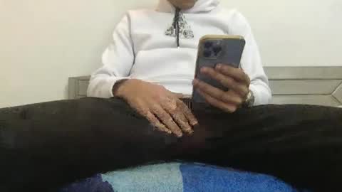 Snapshot of blackbigdickfr chatting on January 25, 2025, 11:23 am blackbigdickfr online show from January 25, 2025, 11:23 am