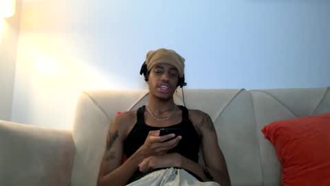 Snapshot of blackbulltitus chatting on November 4, 2025, 1:27 am BlackBullTitus online show from November 4, 2025, 1:27 am