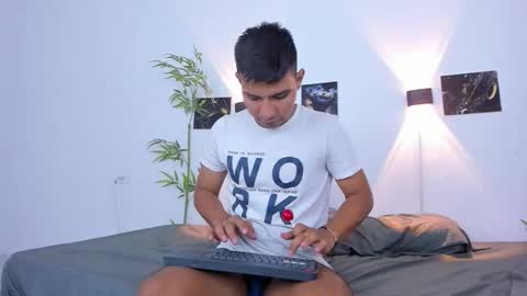 Snapshot of blacke1 chatting on February 7, 2026, 2:04 am blacke online show from February 7, 2026, 2:04 am