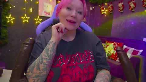 Snapshot of blackedbarbie chatting on January 17, 2026, 7:28 pm Alice online show from January 17, 2026, 7:28 pm